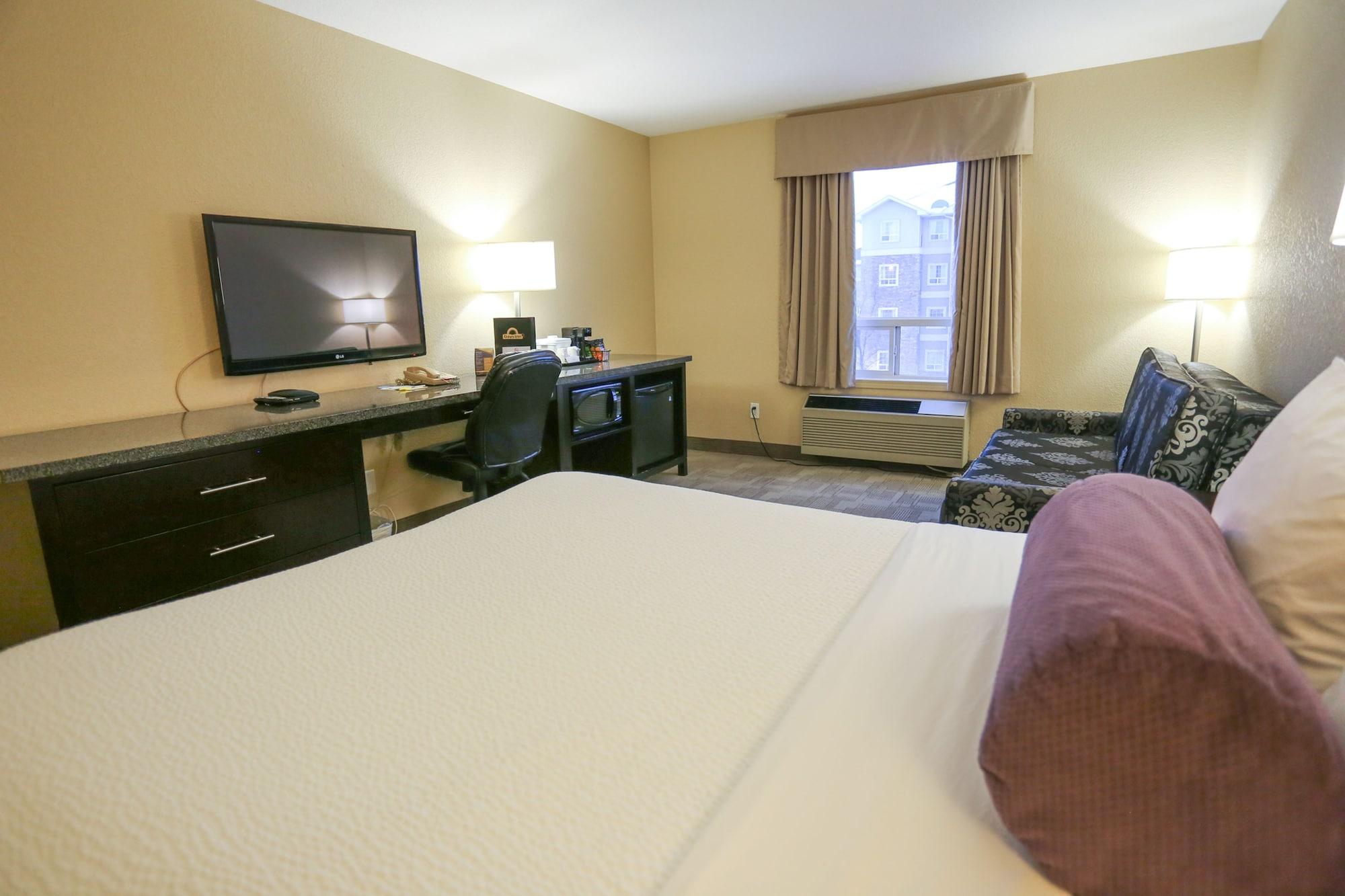 Days Inn By Wyndham Calgary Airport Exterior photo