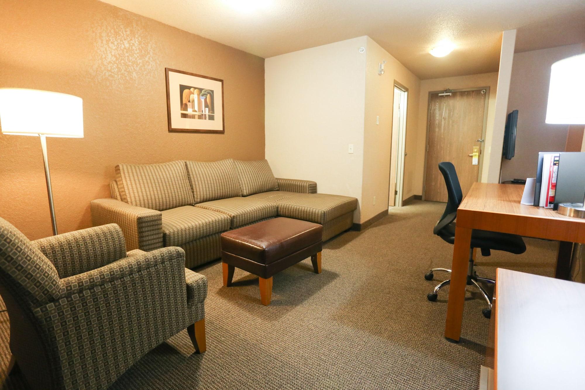 Days Inn By Wyndham Calgary Airport Exterior photo