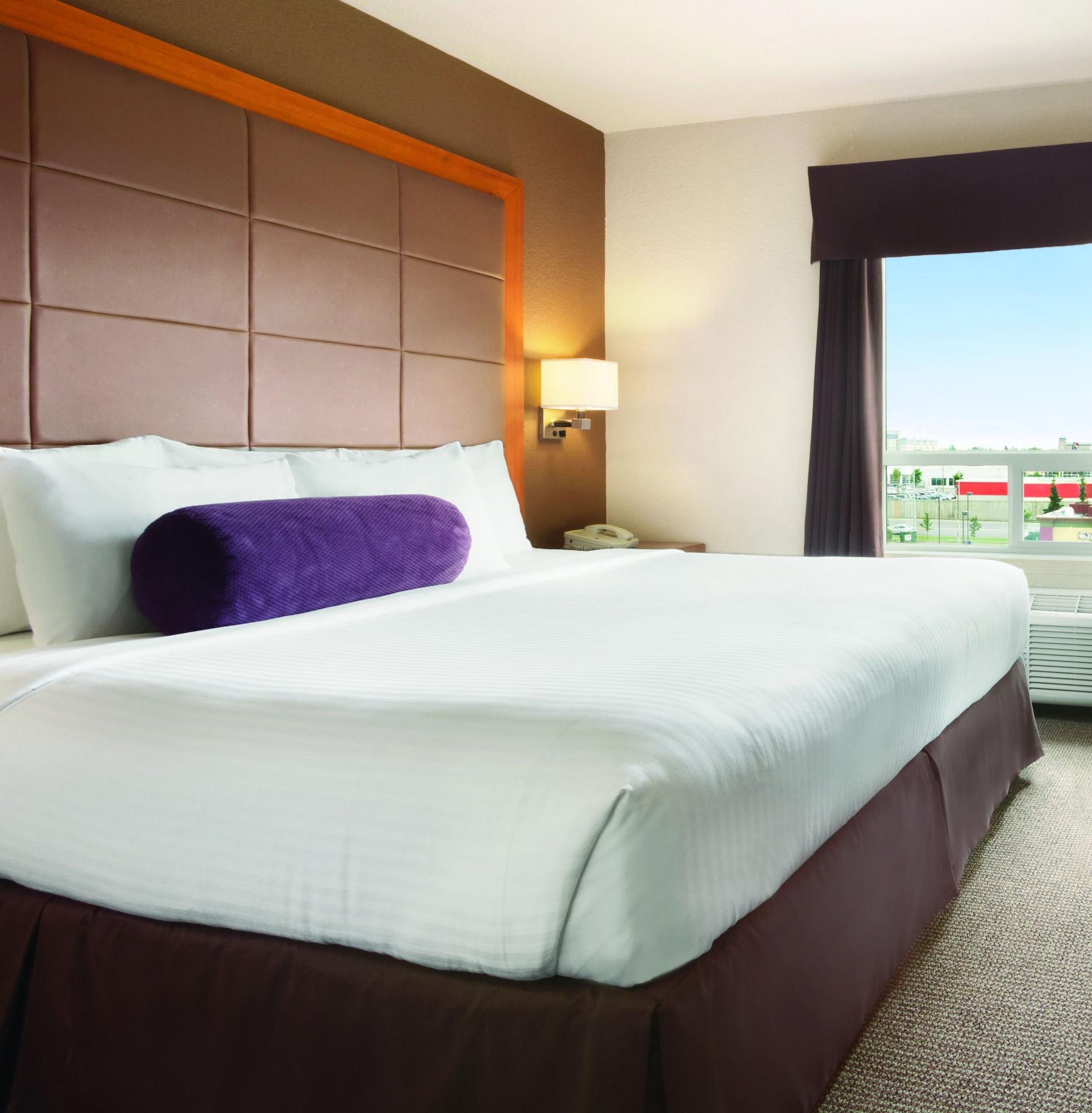 Days Inn By Wyndham Calgary Airport Exterior photo