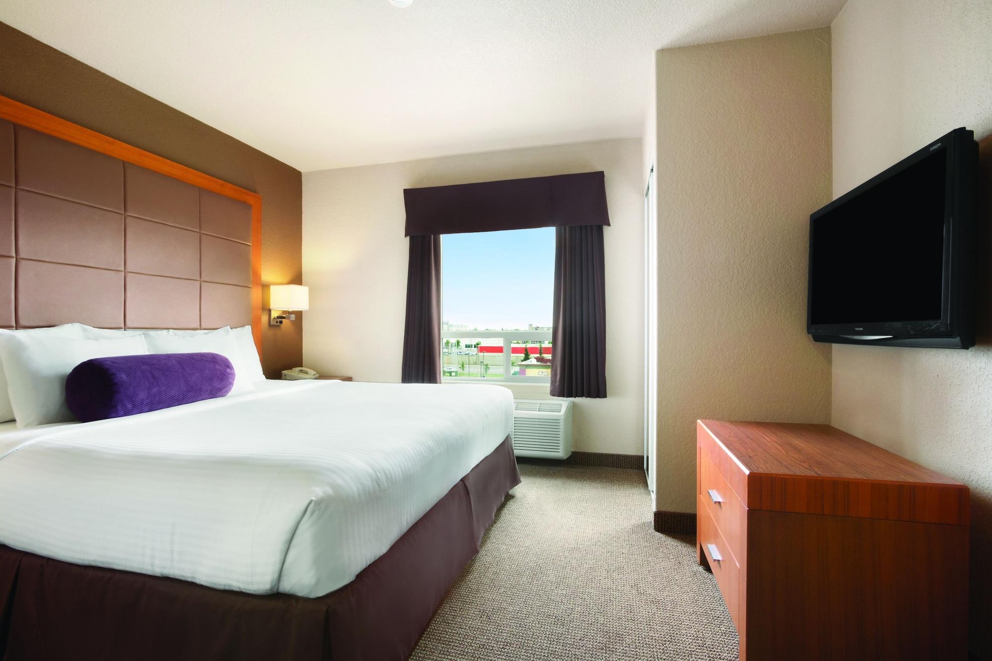 Days Inn By Wyndham Calgary Airport Exterior photo